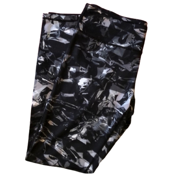 •𝙍𝙀𝙀𝘽𝙊𝙆•𝘼𝘽𝙎𝙏𝙍𝘼𝘾𝙏• - Picture 4 of 6